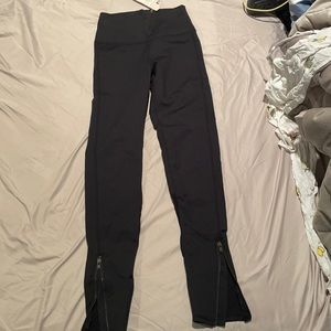 Demi lovato line black leggings with side zipper